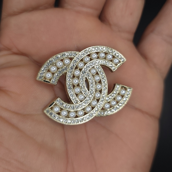 (2/$15) CC Croc Charm - Picture 4 of 6